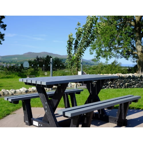 Hero Access Walkthrough 4 Seater Picnic Table Lifestyle