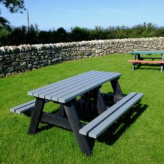 Plaswood recycled plastic benches project